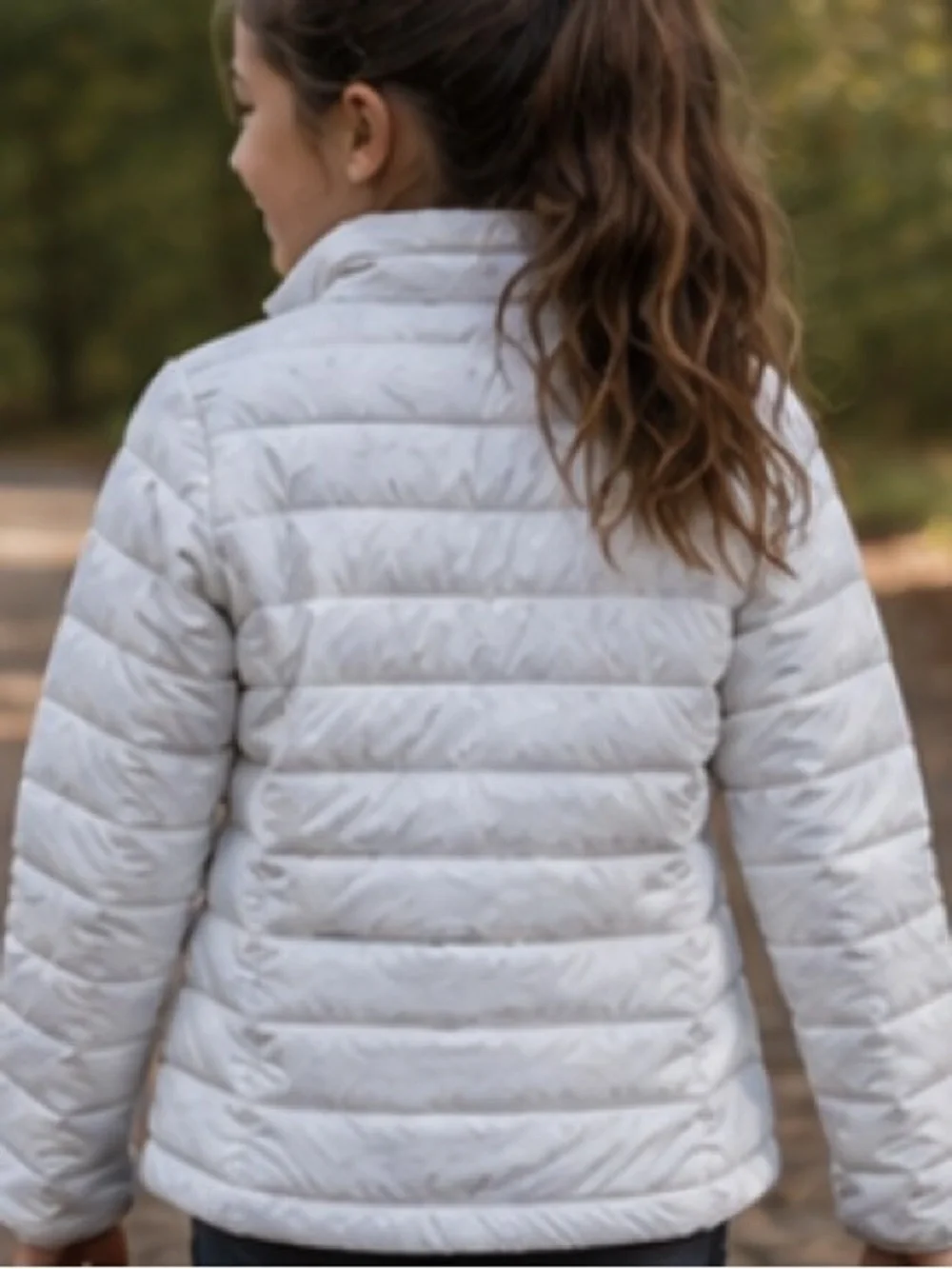 Patagonia White Puffer Jacket with Quilted Design, Pockets and Collar